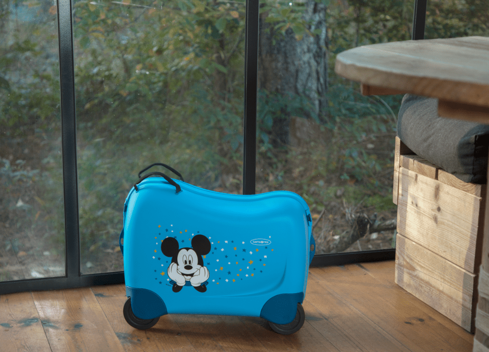 מזוודות צבעוניות סמסונייט לילדים