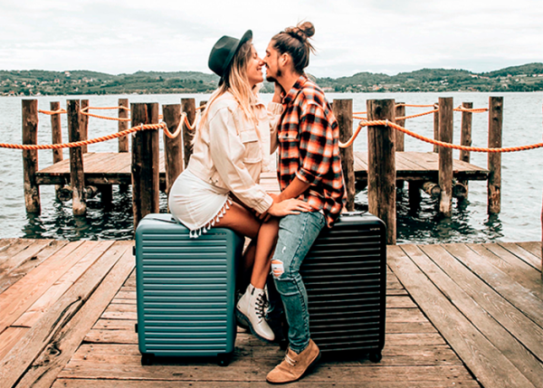 מזוודות סמסונייט לנסיעות ארוכות